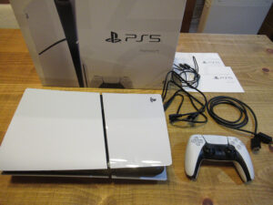 PlayStation 5 本体 PS5 プレイステーション5 通常版 CFI-2000A01
