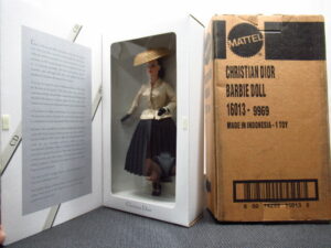 未使用 MATTEL マテル Barbie バービー人形 Christian Dior クリスチャンディオール 16013 フィギュア ドール